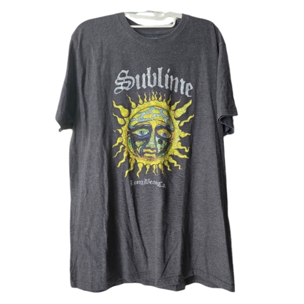 Sublime Women's Gray Graphic T Shirt Size 2x in EUC